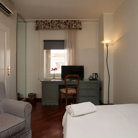 左狄雅库斯公寓 4*