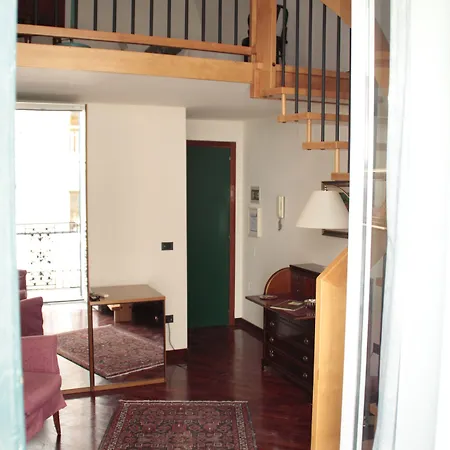 左狄雅库斯公寓 4*