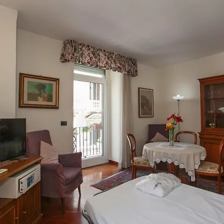 Apartmanhotel Zodiacus 4*