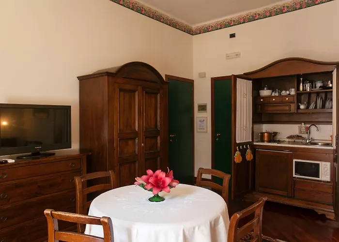 左狄雅库斯公寓 4* 巴里